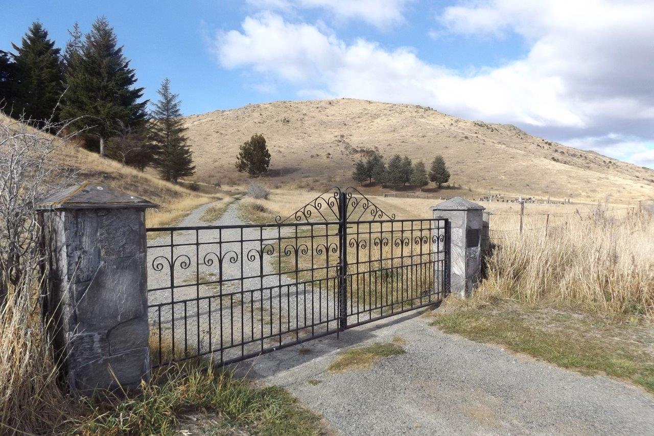 OMARAMA CEMETERY